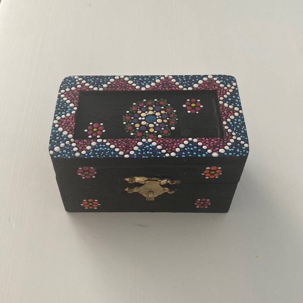 ⚡️HAND PAINTED JEWERLY BOX⚡️